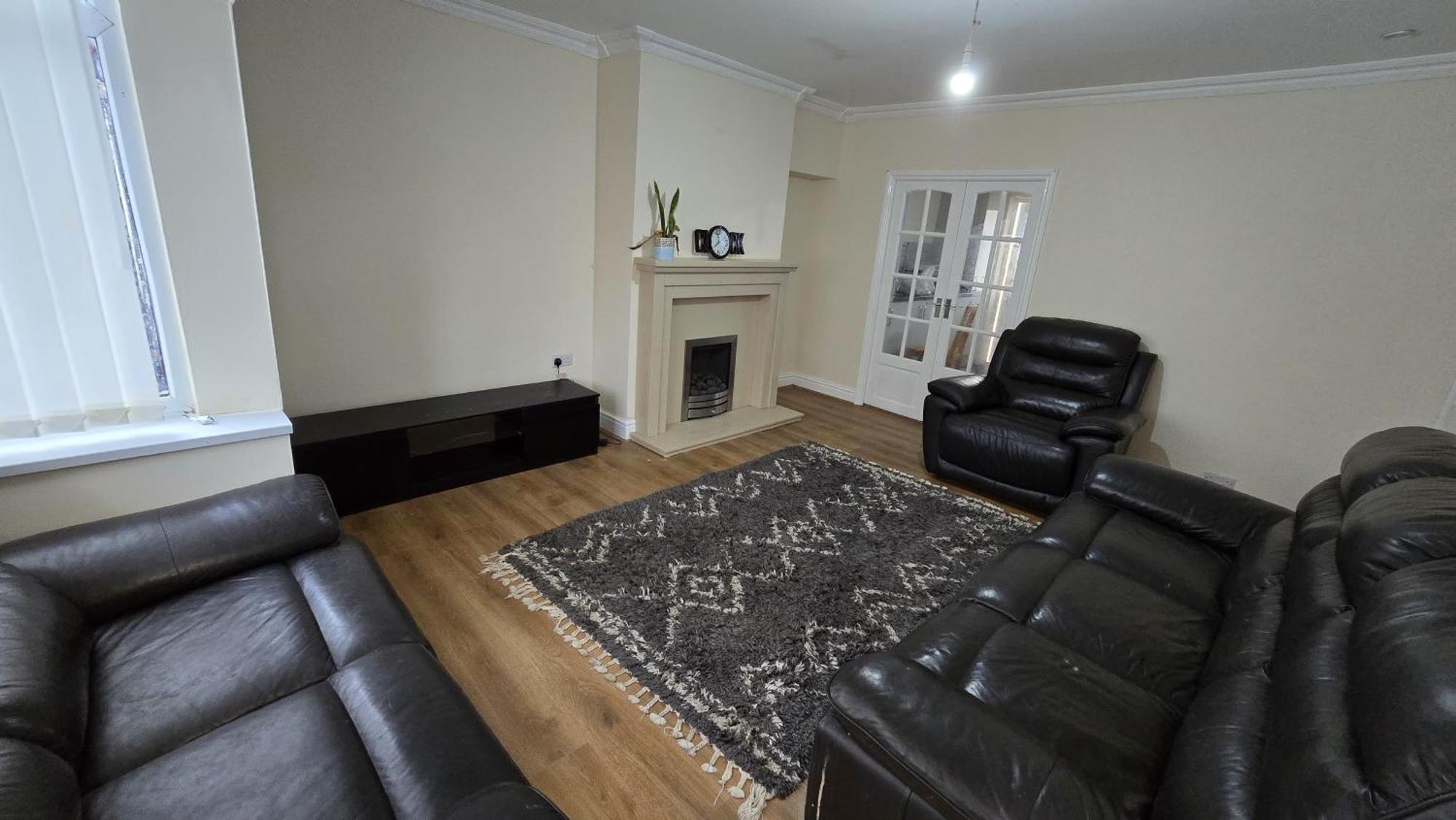 Entire Three Bedroom House In Birmingam Exterior foto