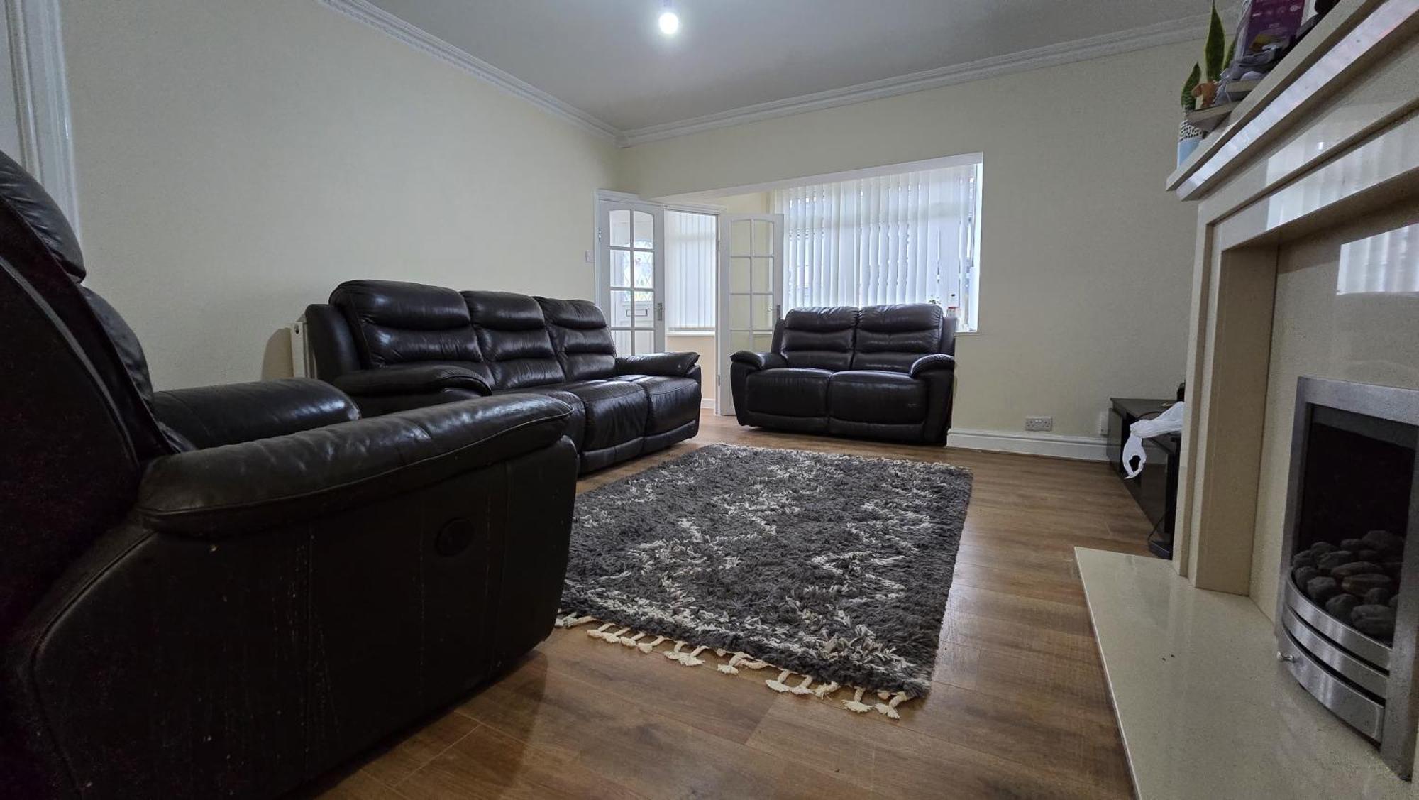 Entire Three Bedroom House In Birmingam Exterior foto