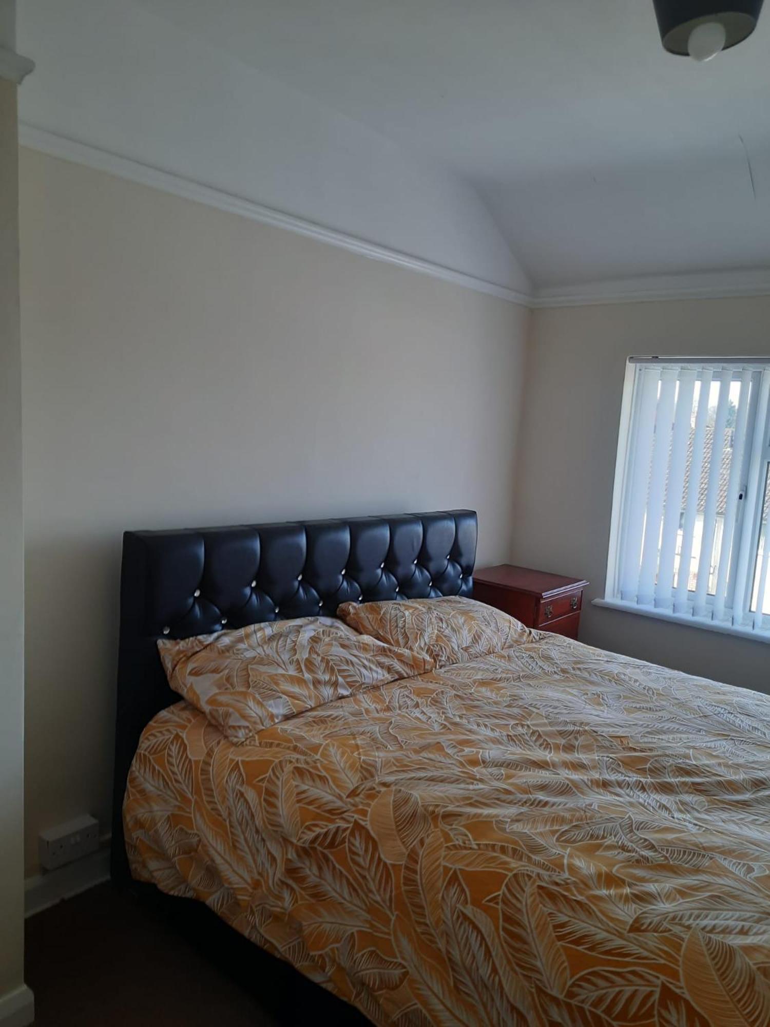 Entire Three Bedroom House In Birmingam Exterior foto